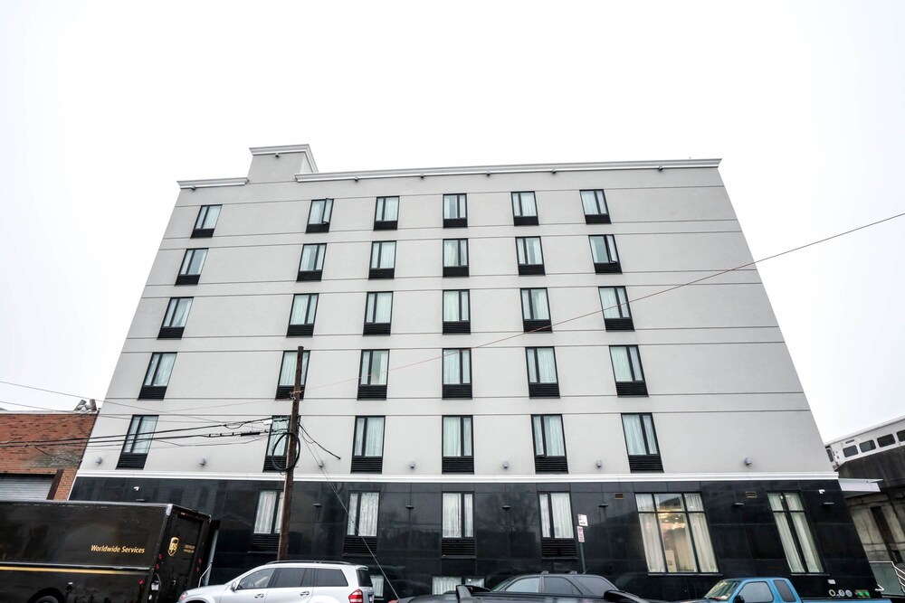 LeTap Hotel near AirTrain JFK Airport - photo 45