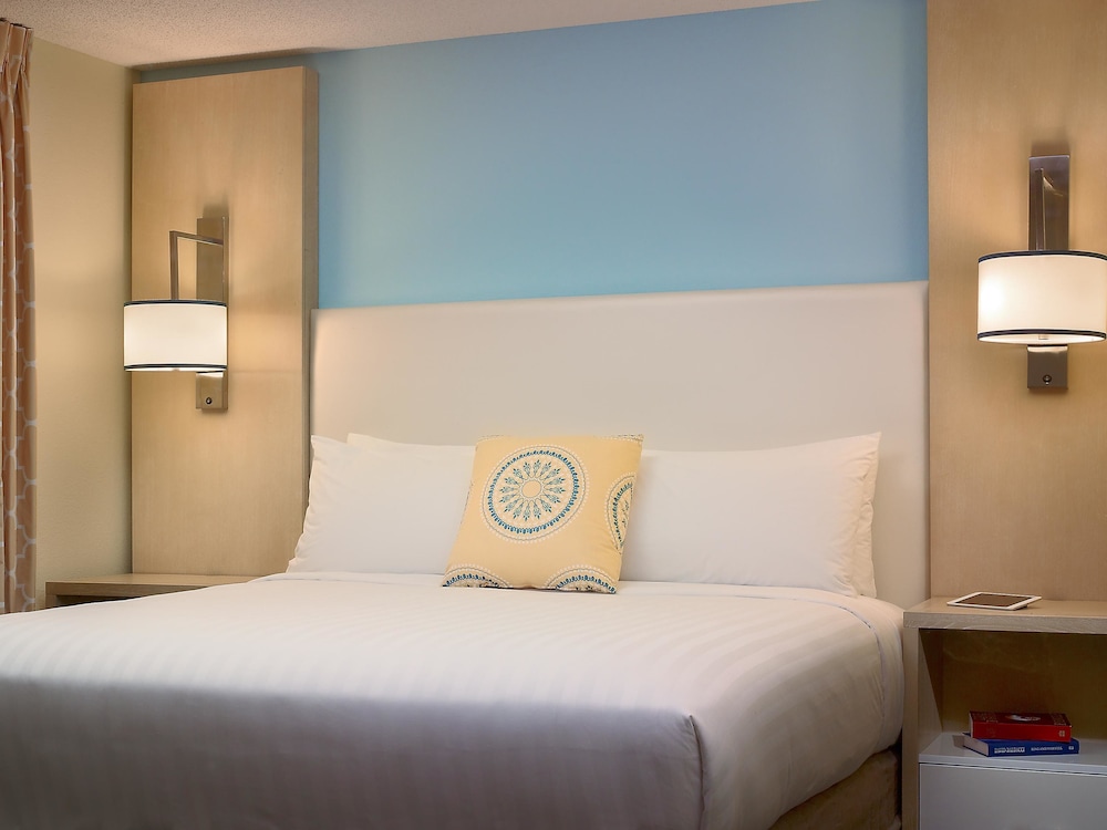Sonesta ES Suites South Brunswick Princeton - photo 12