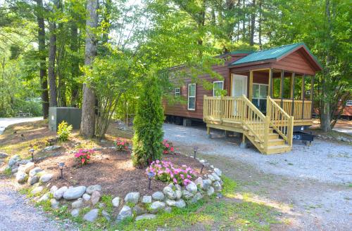 Lake George Escape Campground - photo 17
