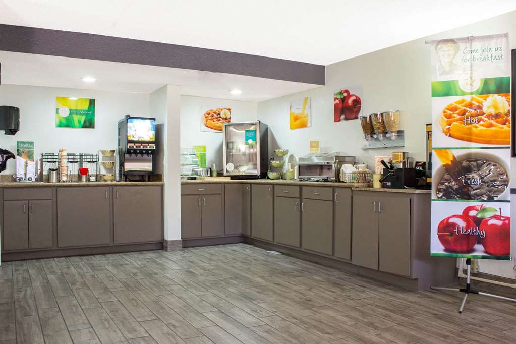 Quality Inn Benson I 10 Exit 304 - photo 30