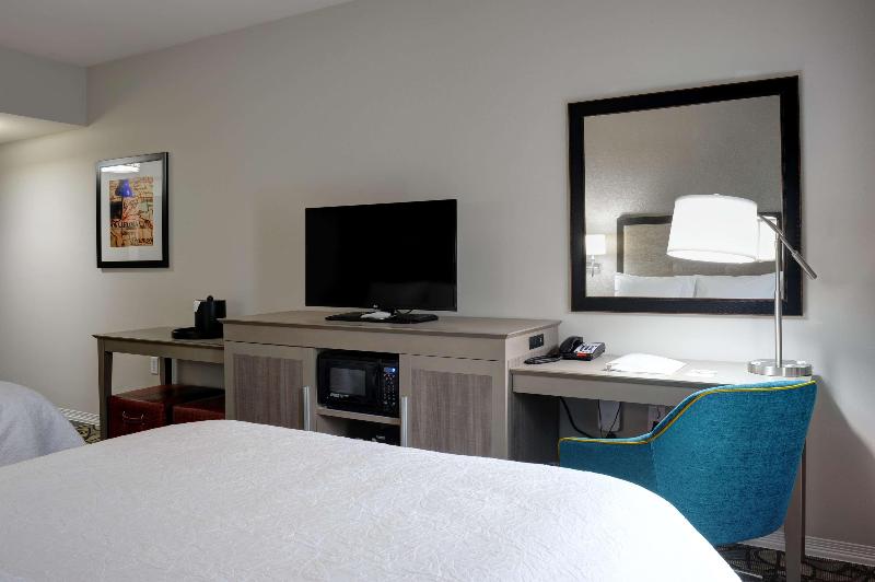Hampton Inn & Suites Ardmore - photo 20