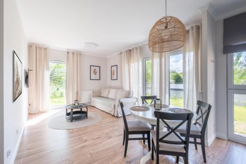 Nadmorskie Boho Brzeźno Przy Plaży — 4-Star Luxury Hotel in Gdansk, Poland