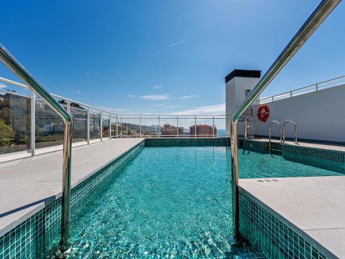 Malagueta's Home Cozy Apartment with Parking And Swimming Pool — 4-Star Luxury Hotel in Malaga, Spain