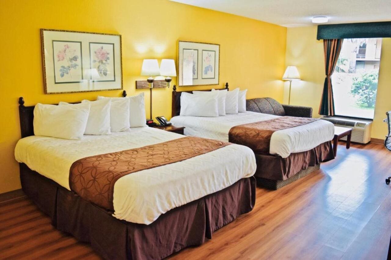Days Inn by Wyndham Burleson Ft. Worth - photo 8