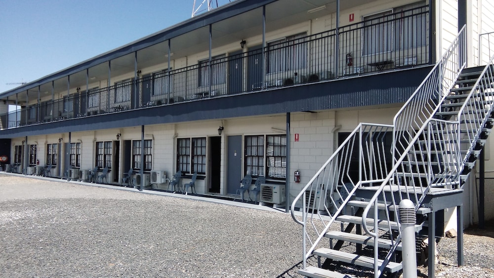Monto Colonial Motor Inn — Monto