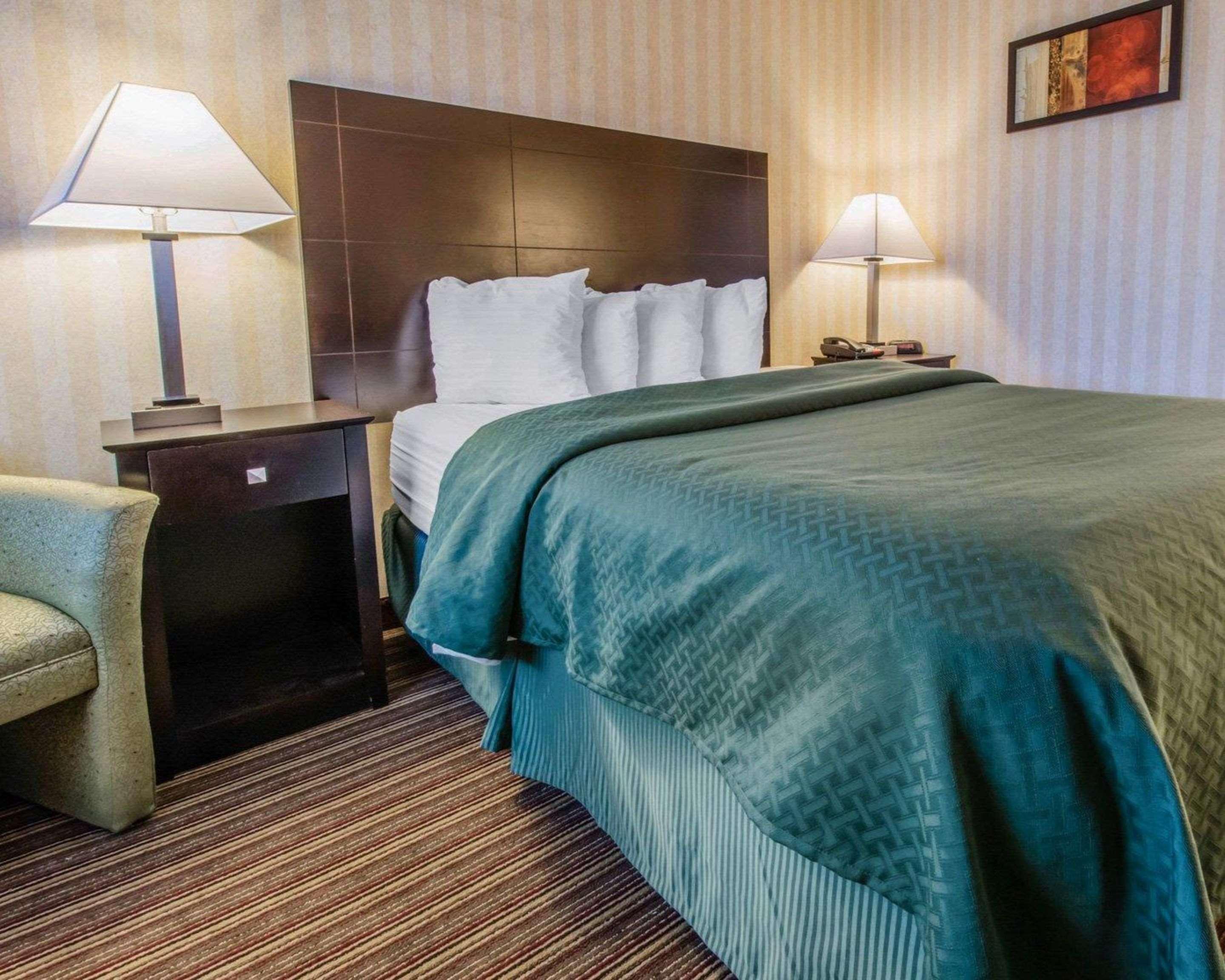 Quality Inn Barkeyville PA - photo 17