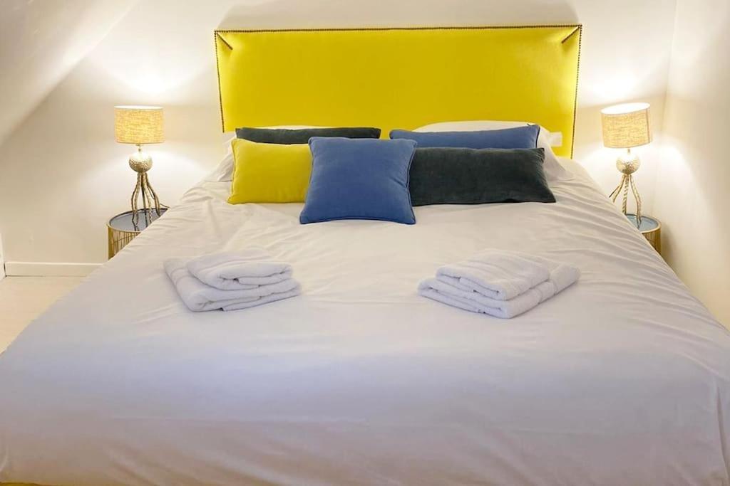 Appartement Miramar Plage 50m Rue Gratuite — 4-Star Luxury Hotel in Saint-Malo, France