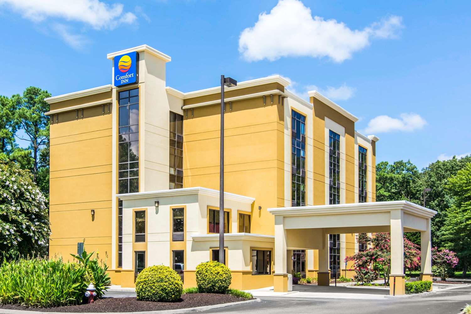 Comfort Inn Newport News Williamsburg East - photo 2