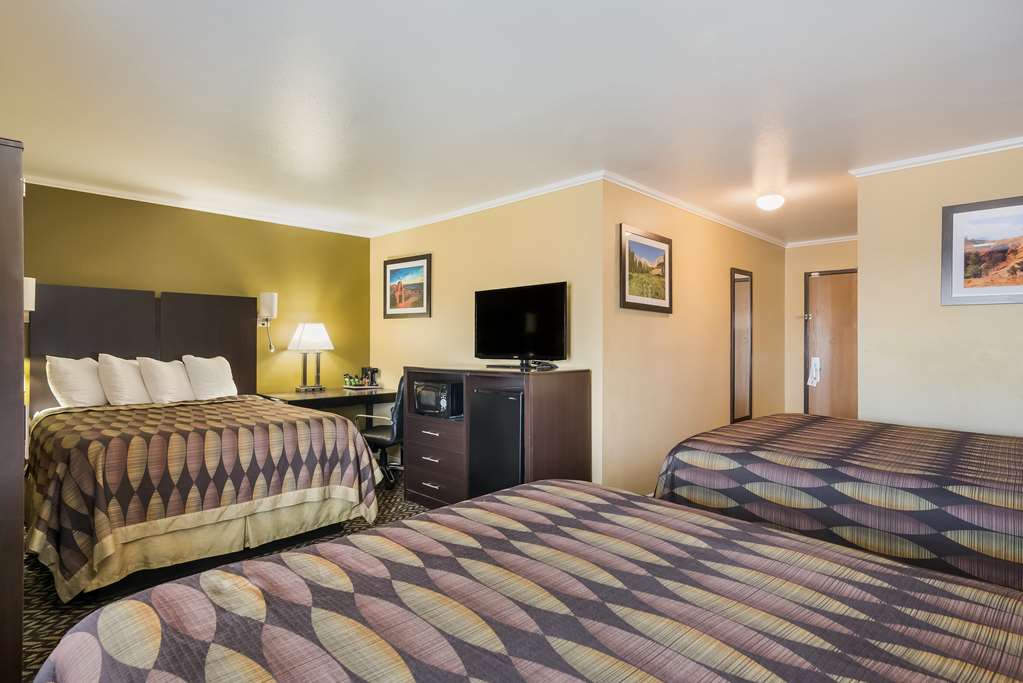 Best Western Richfield Inn - photo 15