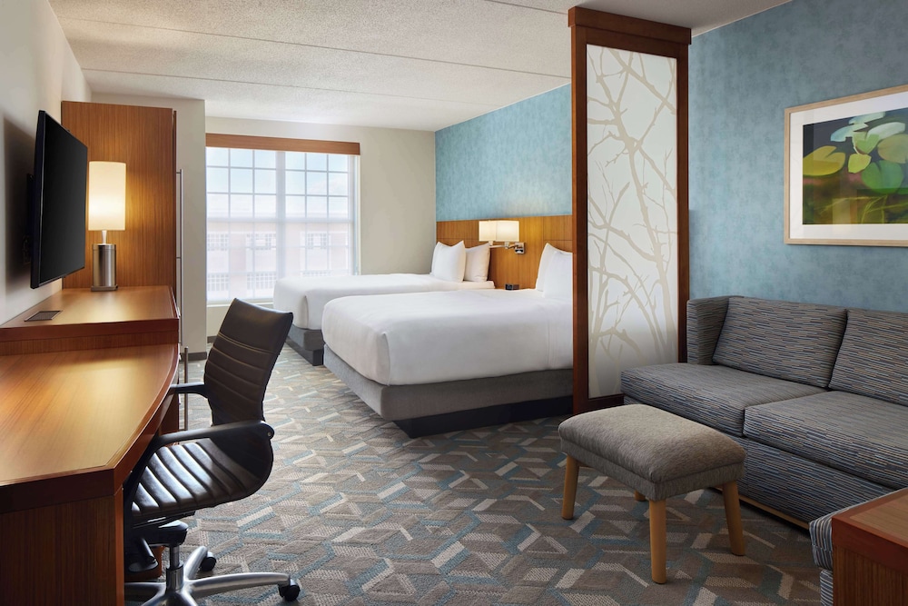 Hyatt Place Fredericksburg at Mary Washington - photo 18