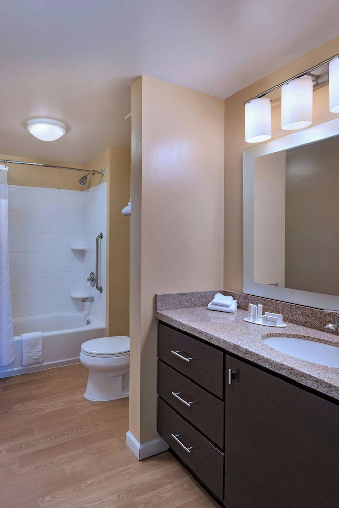 TownePlace Suites Albuquerque North - photo 34