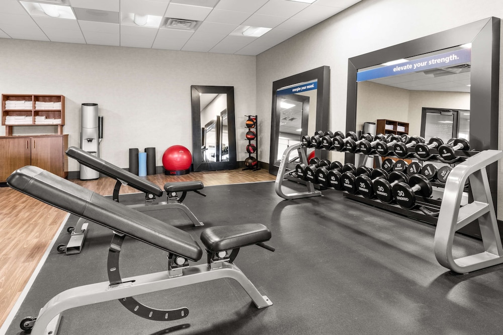 Hampton Inn & Suites Fairbanks - photo 22