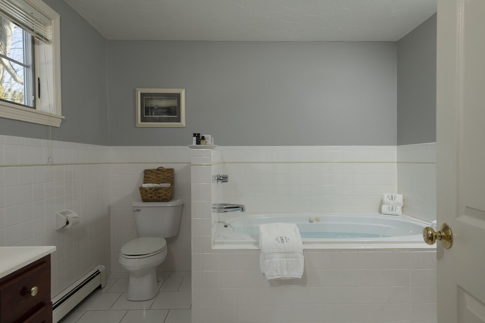 Liberty Hill Inn - photo 42