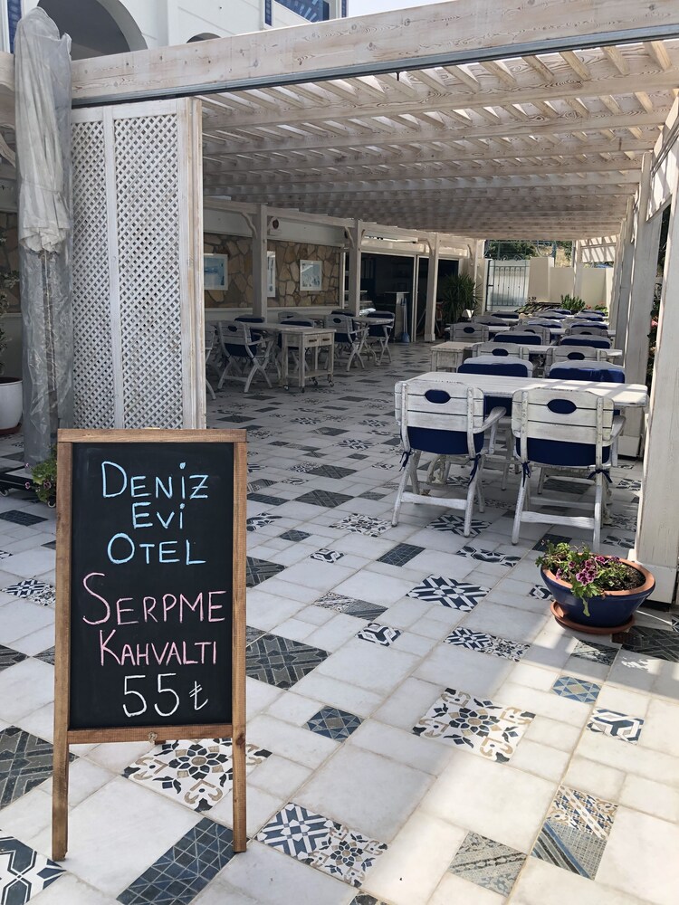 Deniz Evi Otel — Cesme — photo 4