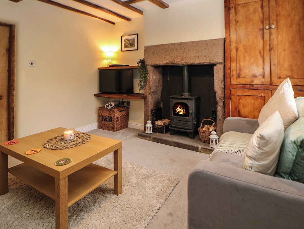 Mill Workers Cottage — 4-Star Luxury Hotel in Matlock, United Kingdom
