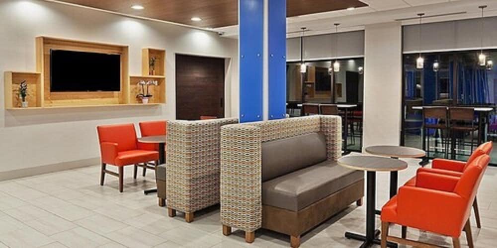 Holiday Inn Express & Suites Griffin - photo 7
