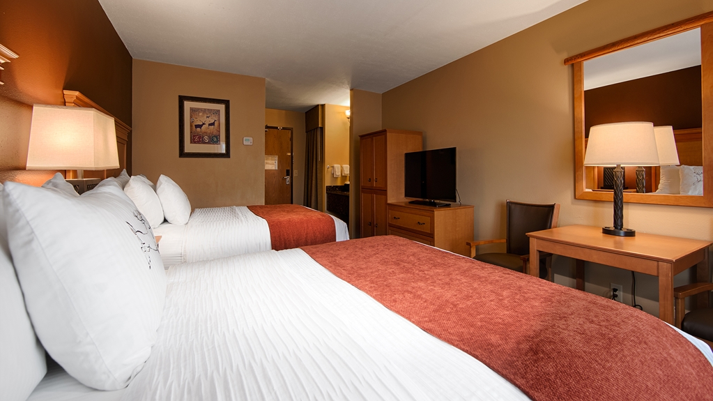 Best Western Plus Deer Park Hotel & Suites - photo 19