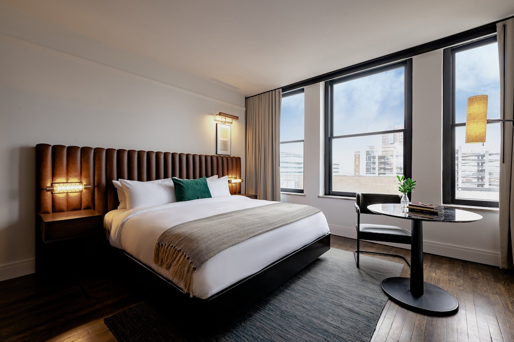 Surety Hotel Autograph Collection - photo 15