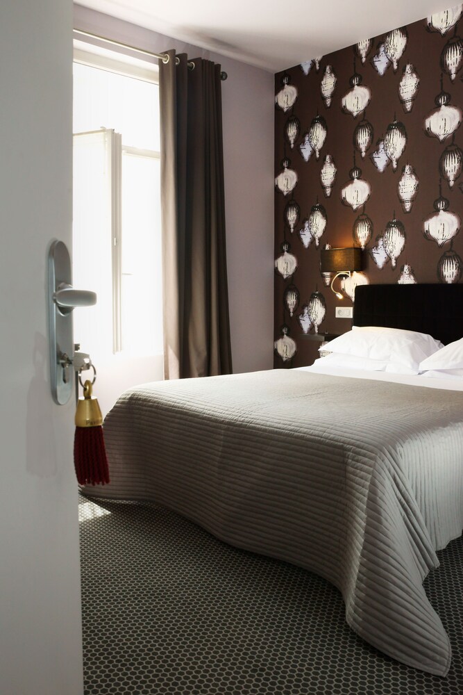 Hotel The Originals Vichy Le Pavillon d'Enghien