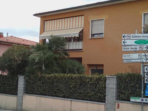 Appartamento Loretta — 4-Star Luxury Hotel in Marciana Marina, Italy