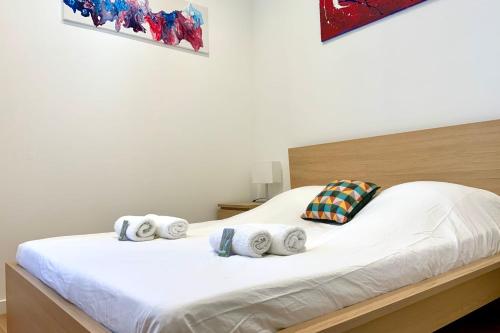 Stopover in the Ecusson Heart of Montpellier near Comedy in Montpellier, France