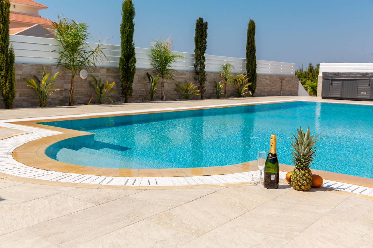 Villa Andriana