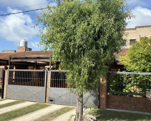 Casa Los Sauces — Chascomus — photo 2