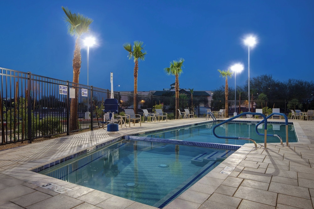 TownePlace Suites by Marriott Phoenix Glendale Sports & Entertainment District - photo 24
