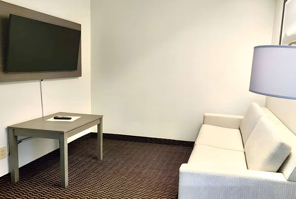Ramada by Wyndham Columbia - photo 24