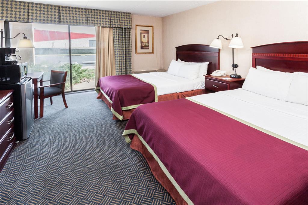 Baymont by Wyndham Michigan City - photo 15