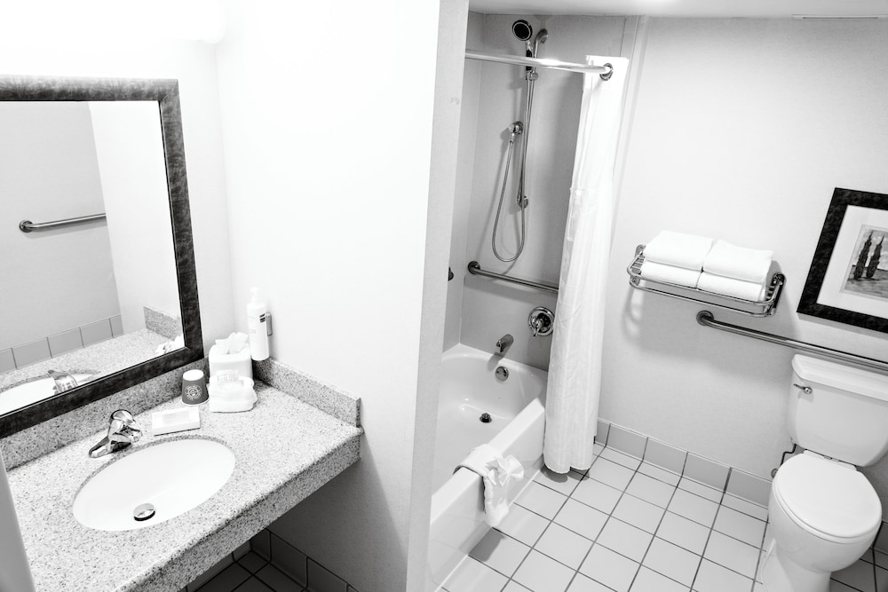 Hilton Garden Inn Gettysburg - photo 26