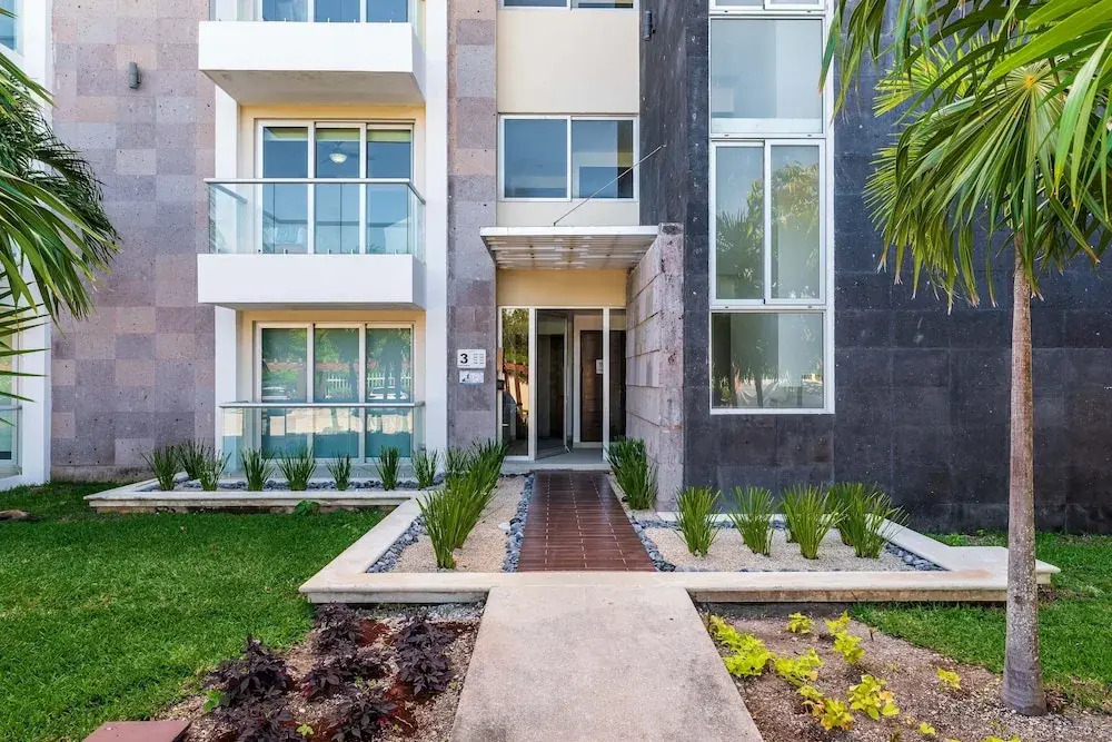 Gorgeous Ocean Front Apartment Casa Shell condo — 4-Star Luxury Hotel in Playa Del Carmen, Mexico
