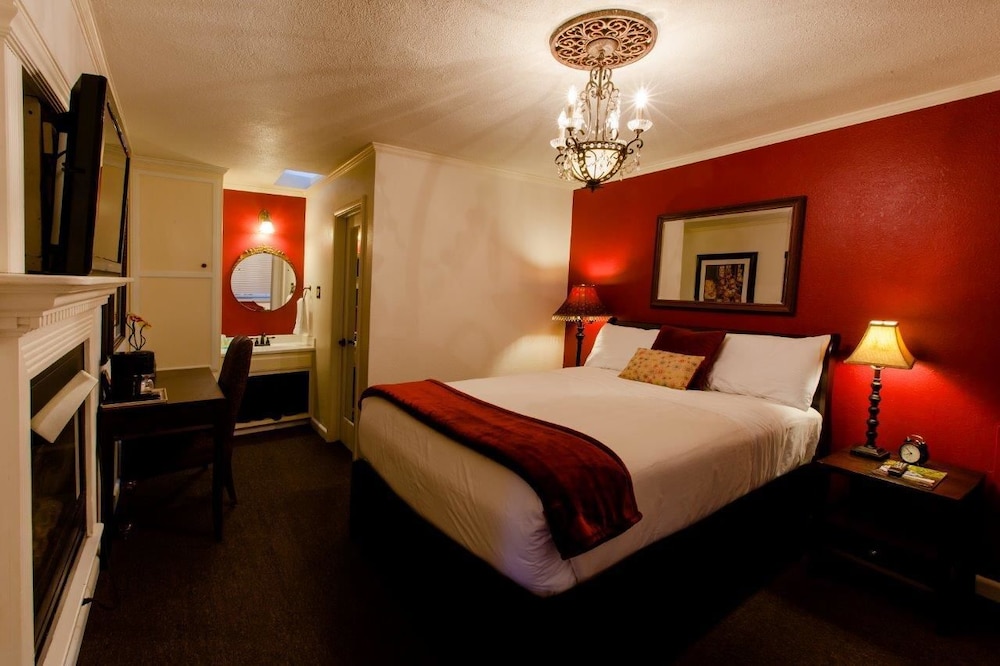 Strawberry Valley Inn - photo 5