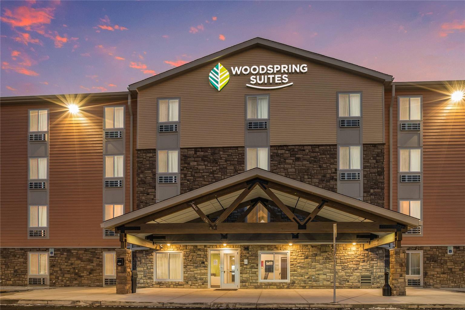 WoodSpring Suites Novi Farmington - photo 3