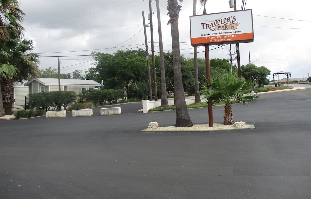Travelers World RV Resort - photo 17