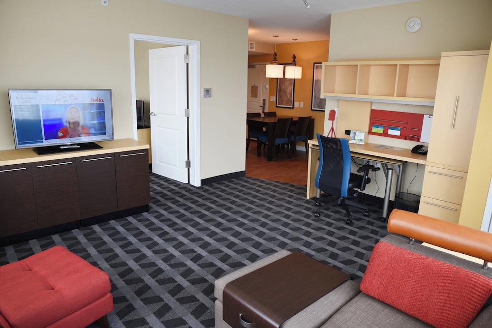 TownePlace Suites Lawrence Downtown - photo 9