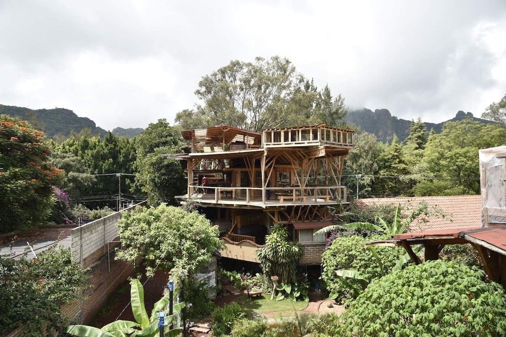 Horus Santuario Holistico in Tepoztlan, Mexico