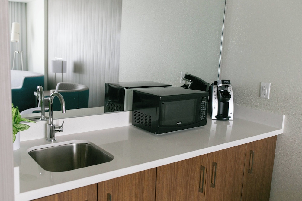 Courtyard by Marriott Elkhart - photo 10