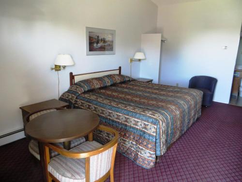 Stetson Village Inn — Calgary — photo 4