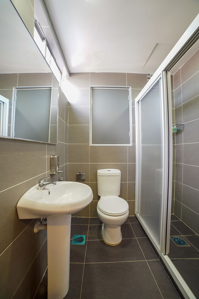 Oyo 89531 Villa Hotel in Segamat, Malaysia