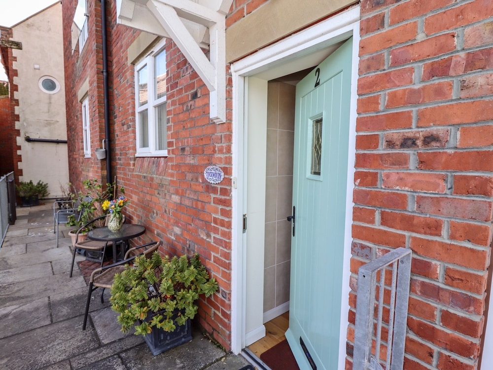 Tuksumduin - carbon neutral hotel in Whitby