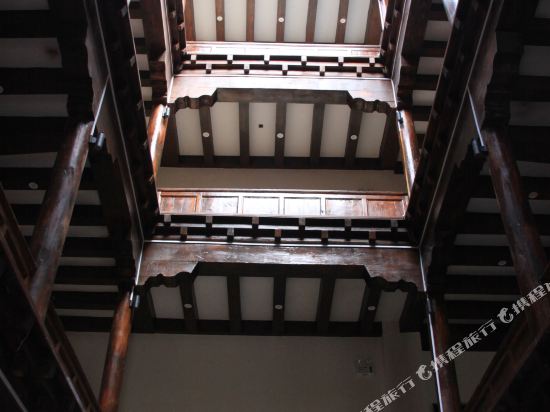 Jun Hotel - carbon neutral hotel in Shengping