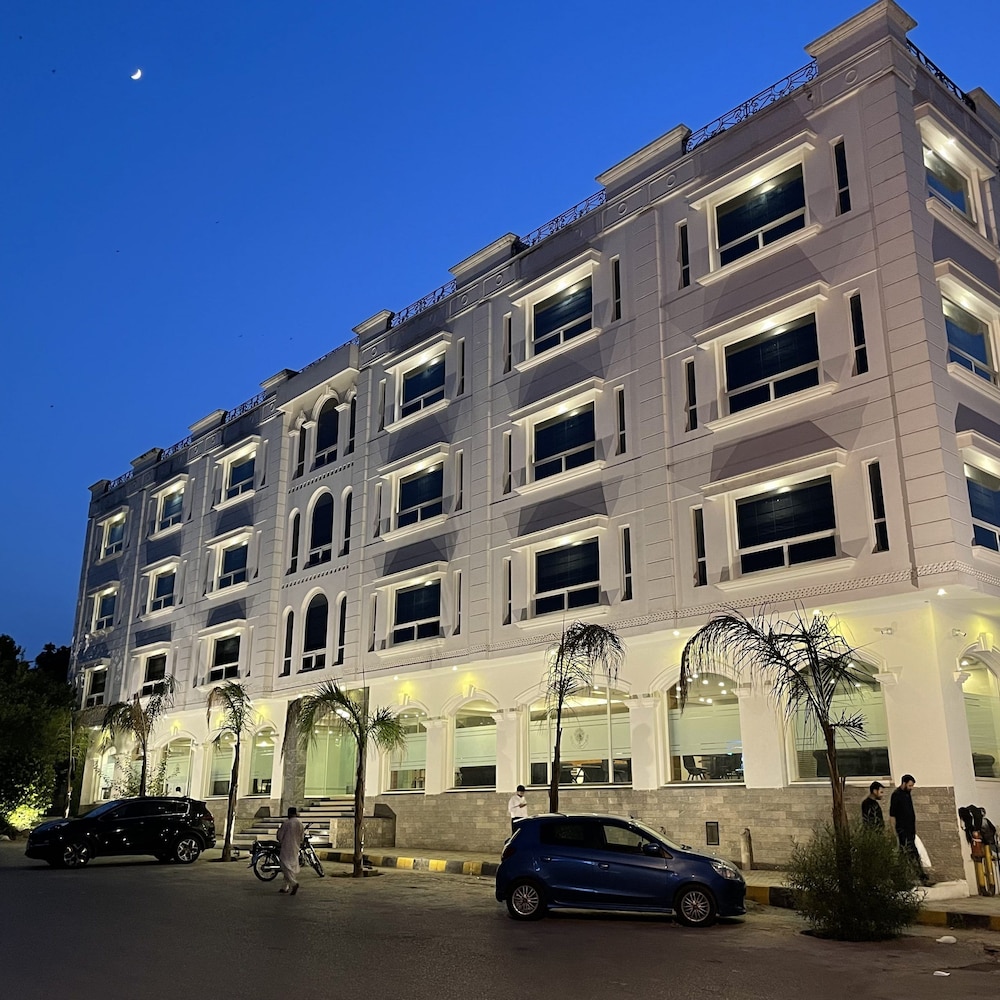Sintra Hotel - last minute hotel in Islamabad