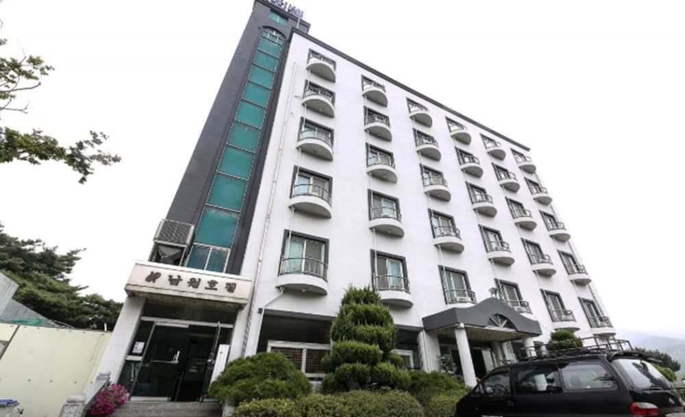 Namwon Hotel in Nangen, South Korea