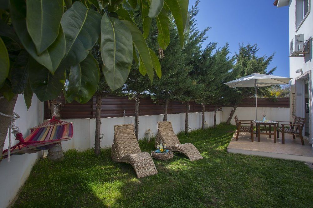 Villa Daisy — 4-Star Luxury Hotel in Paralimni, Cyprus