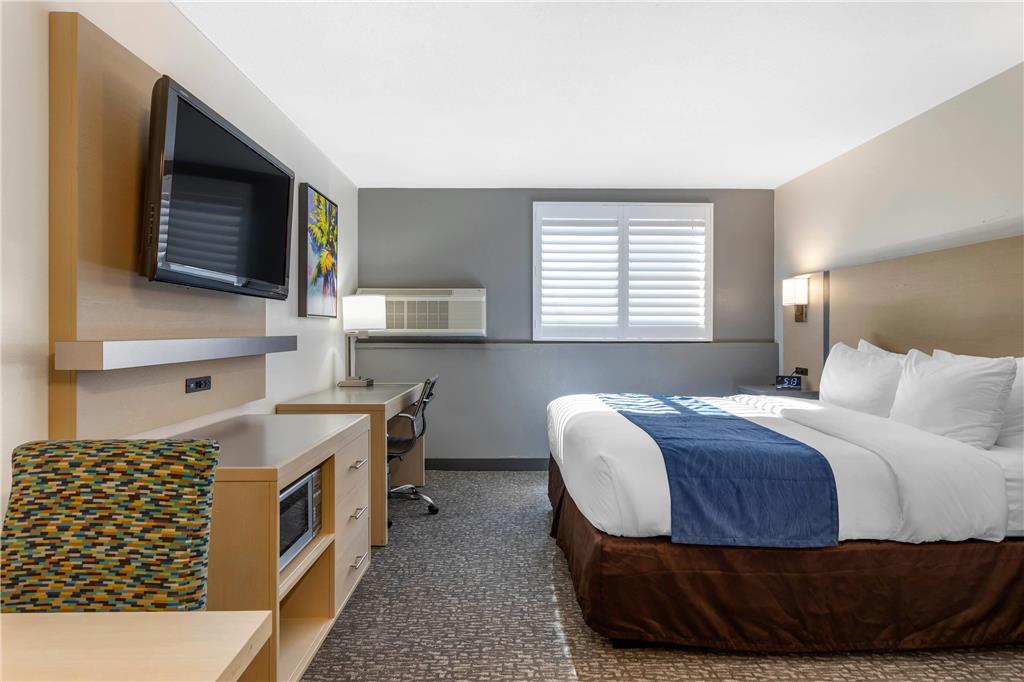 Comfort Inn San Diego Miramar - photo 20