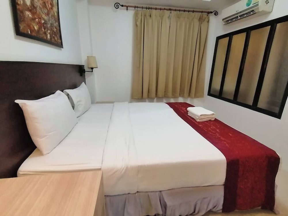 AtWhitePatong - last minute hotel in Patong