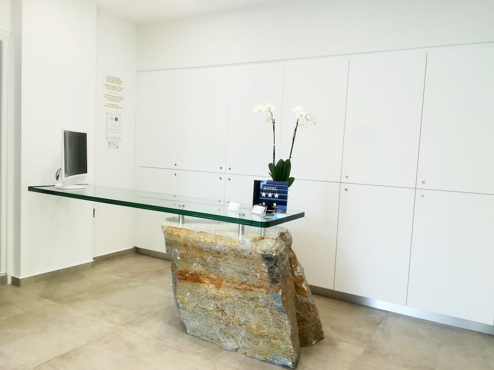 Scorpios Hotel & Suites — Samos — photo 4