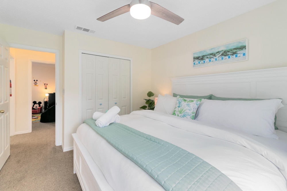 Minutes to Disney Boutique 3BR 2.5 Bath Coastal TH - photo 16