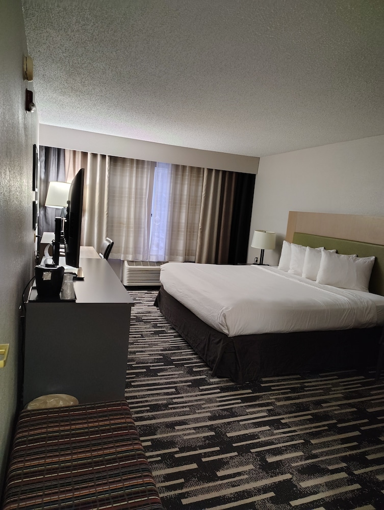 Country Inn & Suites by Radisson Indianapolis South IN - photo 13